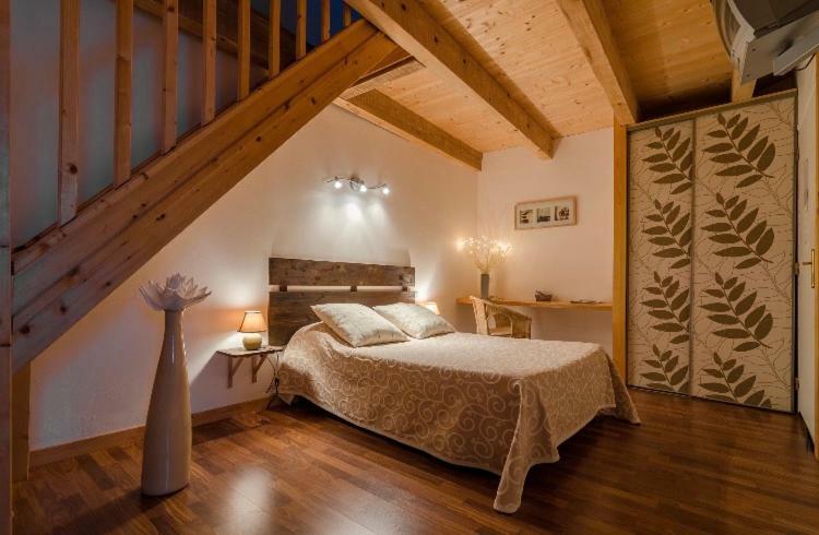 Auberge Du Lac Madic Extérieur photo